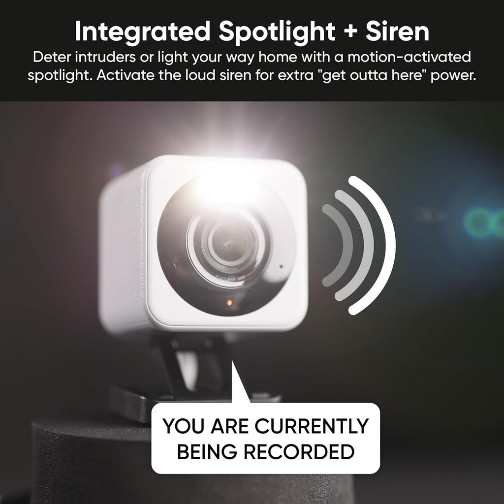Wyze Cam v4 – integrated spotlight and siren